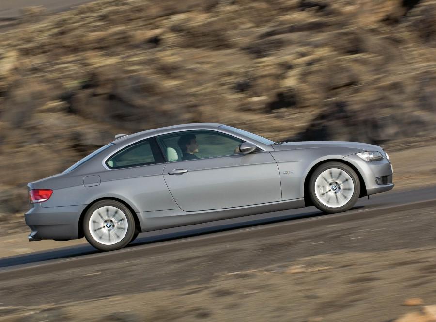  BMW 3-Series Coupe 2007 года  (фото 177 из 219)
